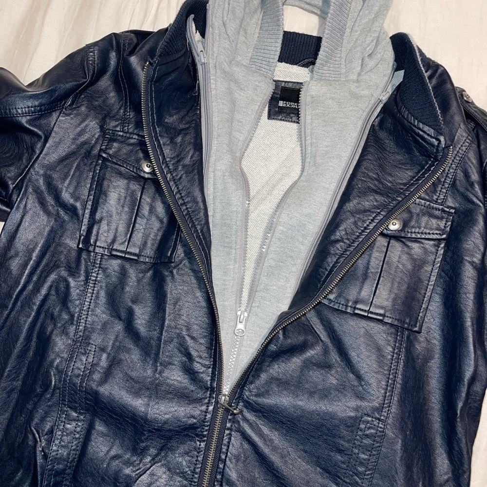 Foreign Exchange Jacket - Picture 3 of 12